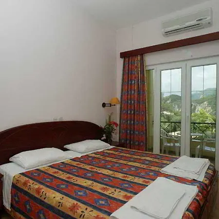 Ξενοδοχείο Liapades Beach Hotel